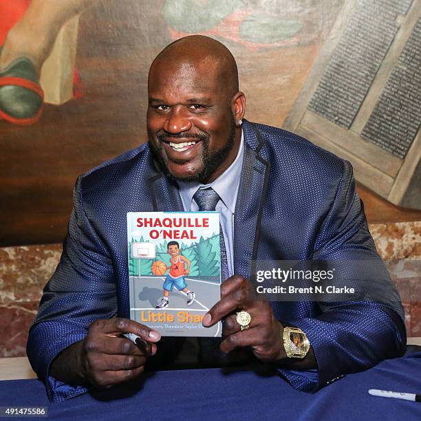 Shaquille Oneal Professional Athlete Photos and Premium High Res ...