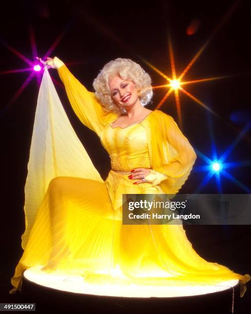 Country singer Dolly Parton poses for a portrait session in 1978 in Los Angeles, California.