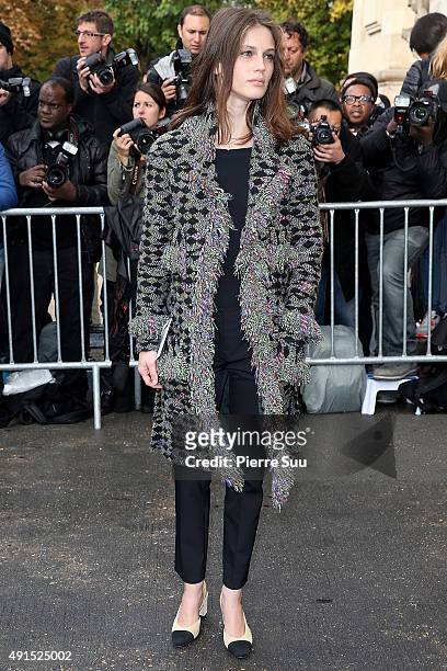 Marine Vatch arrives at the Chanel show as part of the Paris Fashion Week Womenswear Spring/Summer 2016 on October 6, 2015 in Paris, France.