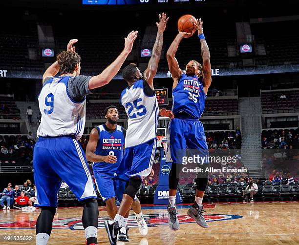 Cartier Martin of the Detroit Pistons shoots the ball during an Open Practice on October 3, 2015 at The Palace of Auburn Hills in Auburn Hills,...