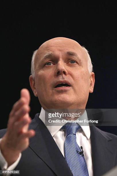 Work and Pensions Secretary Iain Duncan Smith delivers his keynote speech to delegates during the Conservative Party Conference on October 6, 2015 in...