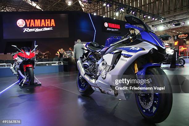 Model R1 Kit Yamaha R1 Motorcycle Photos and Premium High Res Pictures - Getty Images