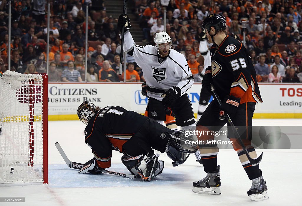 Los Angeles Kings v Anaheim Ducks - Game Seven