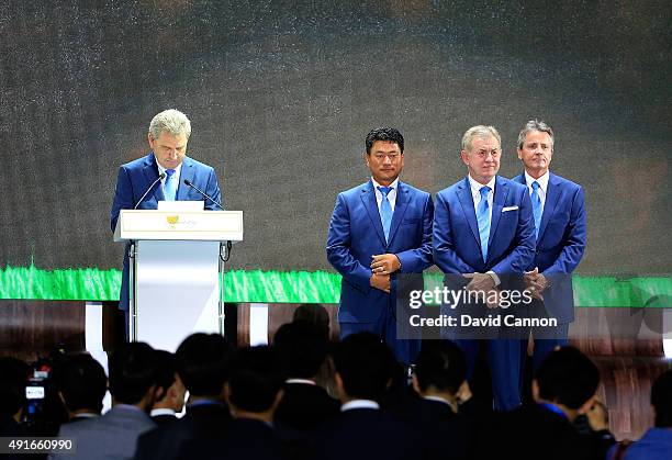 Nick Price of Zimbabwe the International team captain introduces his vice-captain K.J.Choi of South Korea and assistant captains Tony Johnstone and...