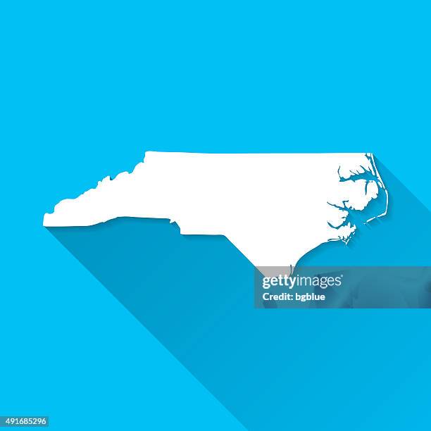 stockillustraties, clipart, cartoons en iconen met north carolina map on blue background, long shadow, flat design - charlotte long