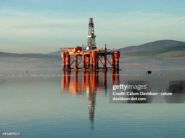 Oil Rig Reflection Scotland Oil Rig Photos and Premium High Res Pictures - Getty Images