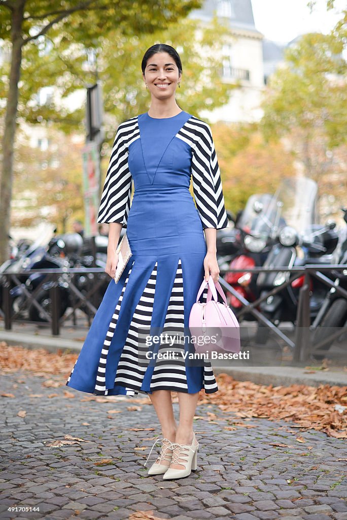 Street Style - Paris Fashion Week - Womenswear Spring/Summer 2016 : Day Nine