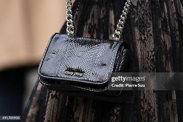 Elizabeth Debicki, handbag detail, arrives at the Miu Miu show as part of the Paris Fashion Week Womenswear Spring/Summer 2016 on October 7, 2015 in...