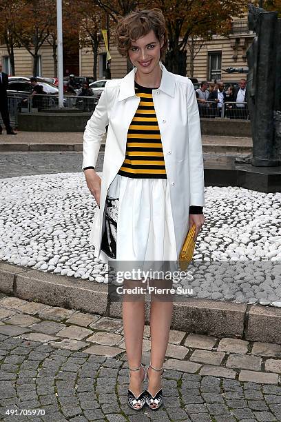 Louise Bourgoin arrives at the Miu Miu show as part of the Paris Fashion Week Womenswear Spring/Summer 2016 on October 7, 2015 in Paris, France.