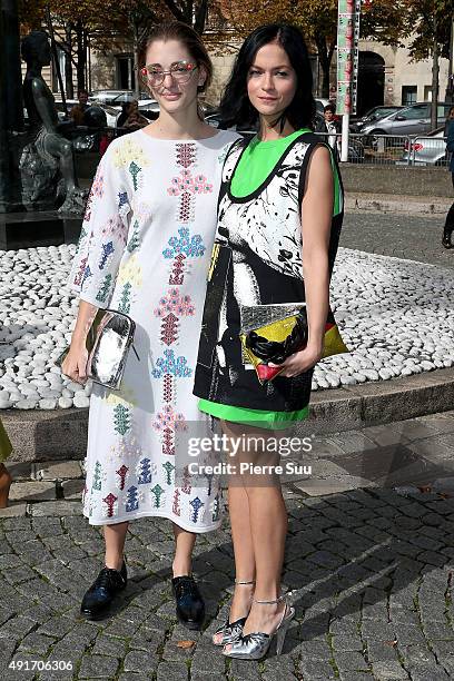 Sofia Sanchez Barreneches and Leigh Lezark arrive at the Miu Miu show as part of the Paris Fashion Week Womenswear Spring/Summer 2016 on October 7,...