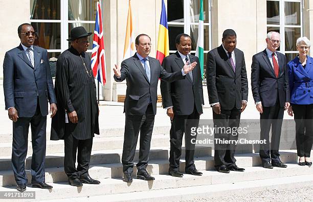Chad's president Idriss Deby Itno, Nigeria's president Goodluck Jonathan, France's president Francois Hollande, Cameroon's president Paul Biya,...