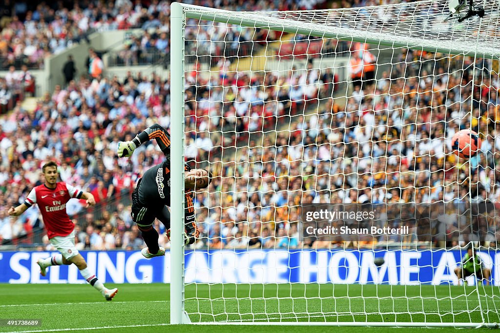 Arsenal v Hull City - FA Cup Final