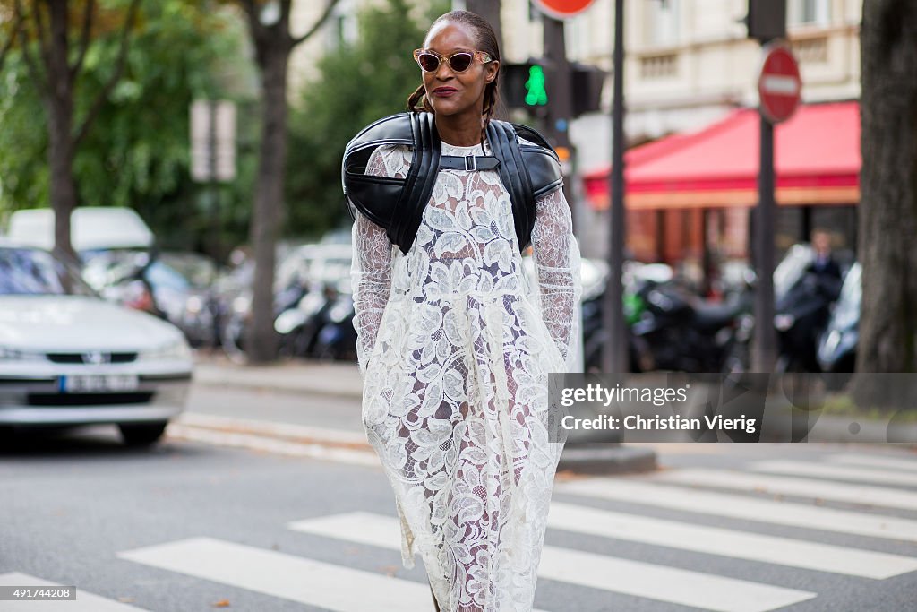 Street Style - Paris Fashion Week - Womenswear Spring/Summer 2016 : Day Nine
