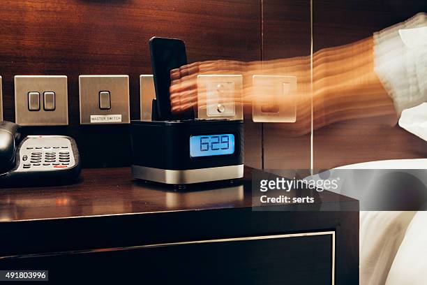 wake up early time - bedroom radio stockfoto's en -beelden