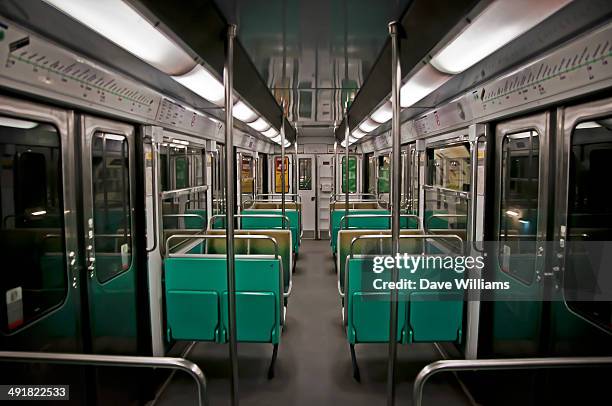 paris metro carriage - railroad car stock-fotos und bilder