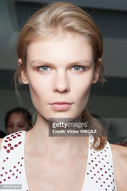Model backstage during the Anthony Vaccarello show as part of the Paris Fashion Week Womenswear Spring/Summer 2016 on September 29, 2015 in Paris,...