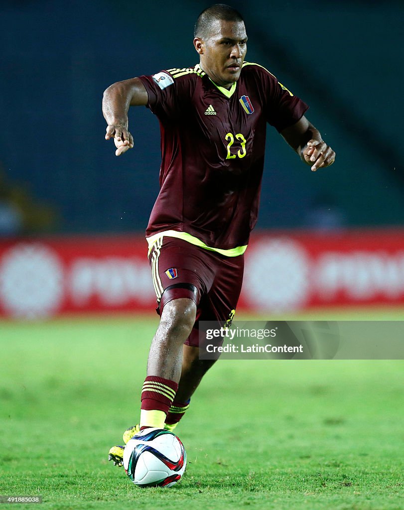 Venezuela v Paraguay - FIFA 2018 World Cup Qualifier