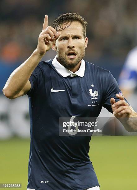 Yohan Cabaye of France celebrates his goal during the international friendly match between France and Armenia at Allianz Riviera stadium on October...