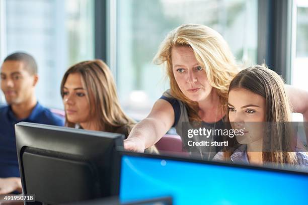 Instructor Trainee Computer Setup Computer Training Instructor Photos and Premium High Res Pictures ...