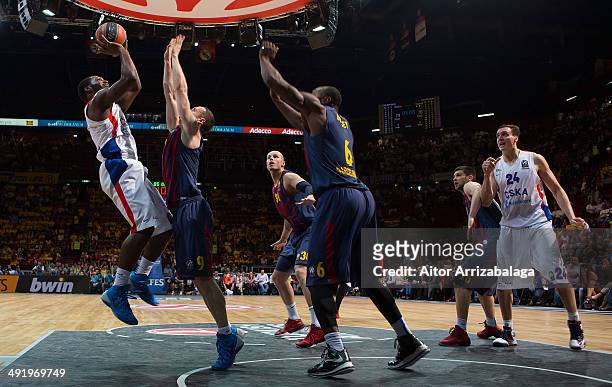 Jeremy Pargo, #11 of CSKA Moscow in action during the Turkish Airlines EuroLeague Final Four third place game between FC Barcelona vs CSKA Moscow at...