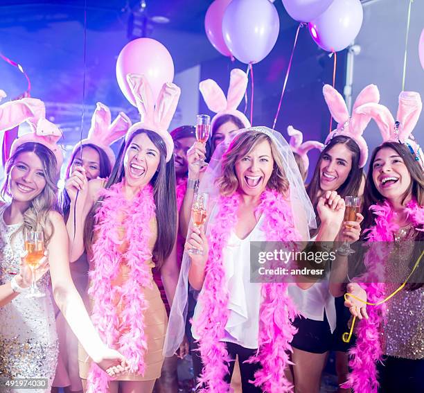 bride having fun on her bachelorette party - girls night out stockfoto's en -beelden