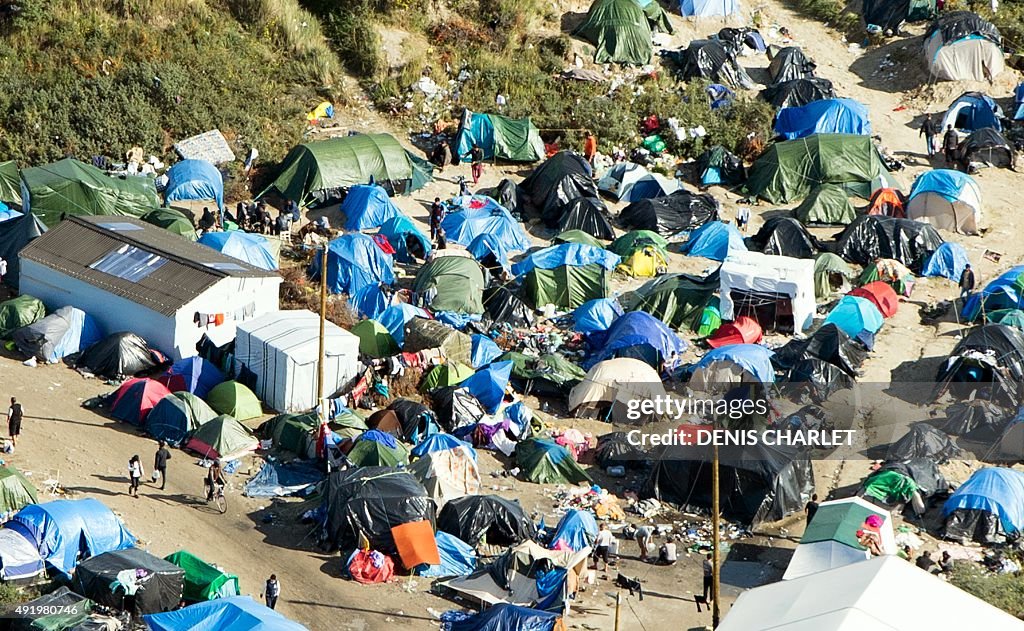 FRANCE-BRITAIN-EUROPE-MIGRANTS-EUROTUNNEL