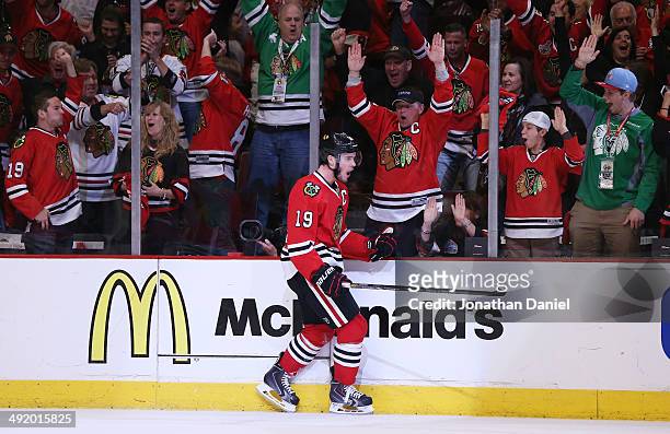 Jonathan Toews of the Chicago Blackhawks celebrates his in the third period goal against the Los Angeles Kings in Game One of the Western Conference...