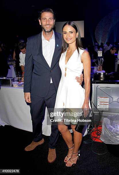 Andrew Form and Jordana Brewster attend the Autism Speaks to Los Angeles Celebrity Chef Gala at Barker Hangar on October 8, 2015 in Santa Monica,...