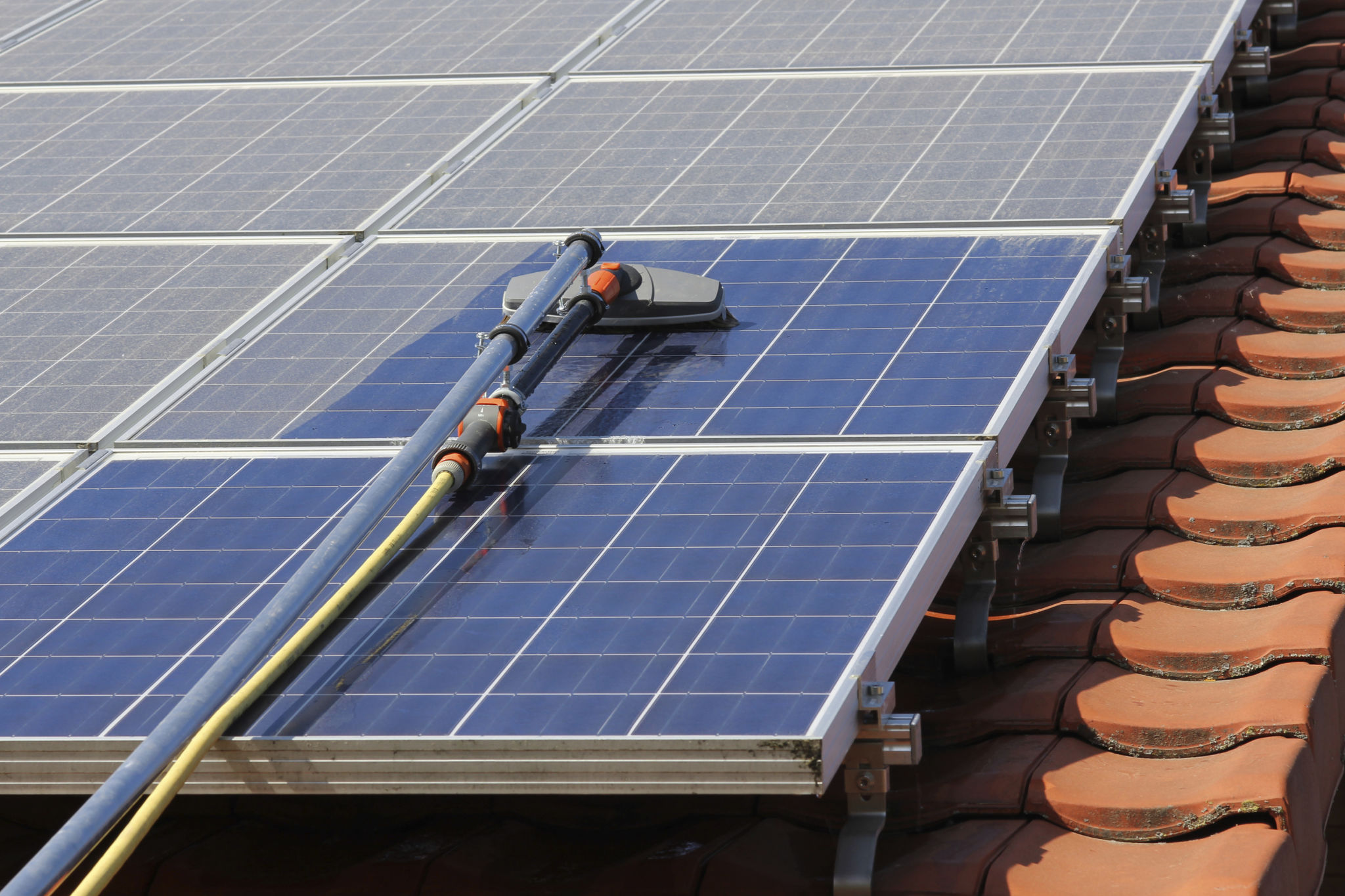 cleaning solar panels