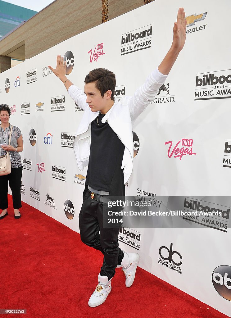 2014 Billboard Music Awards - Red Carpet