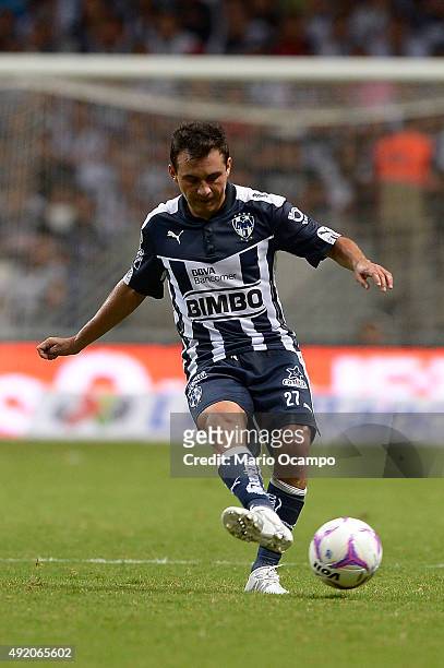 Luis Perez of Monterrey kicks the ball during the 2nd round match between Monterrey and Puebla as part of the Apertura 2015 Liga MX at BBVA Bancomer...