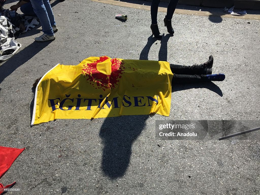 Explosion close to Ankara's main train station