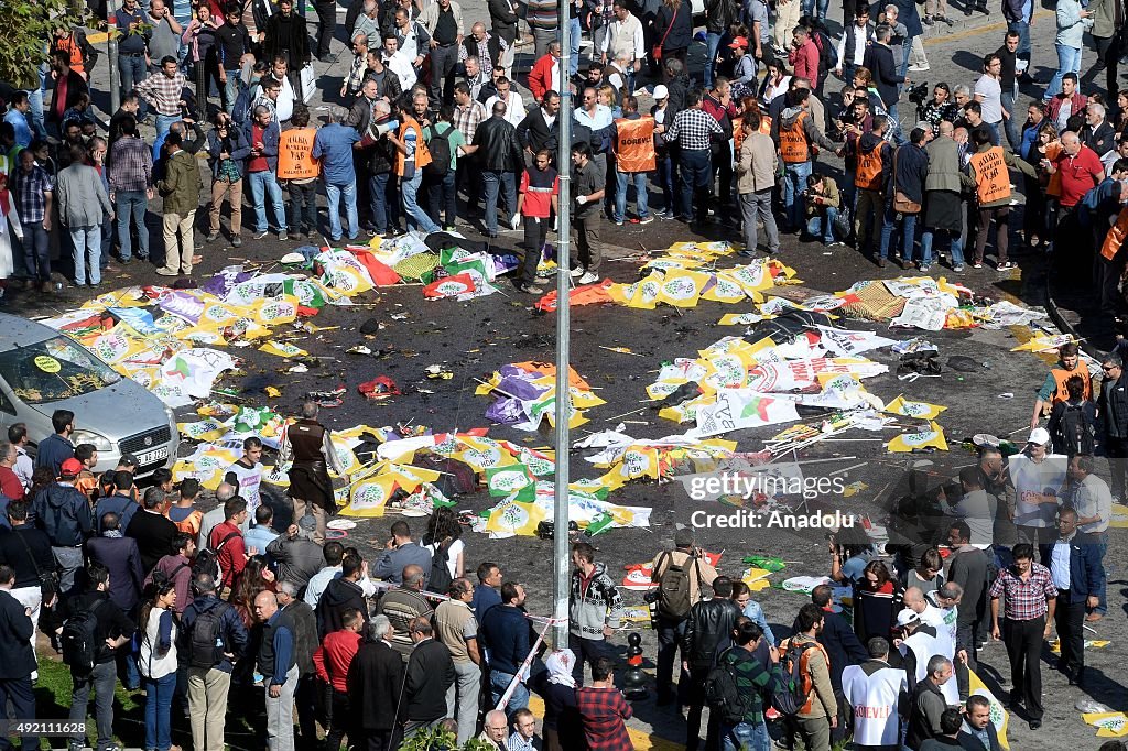 Explosion close to Ankara's main train station