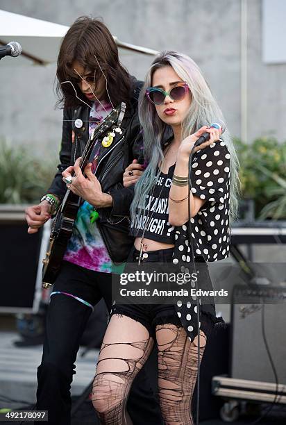 Guitarist Zach James and singer Alexandra Starlight of Alexandra & The Starlight Band perform onstage as part of the Venice Art Walk and Auctions at...