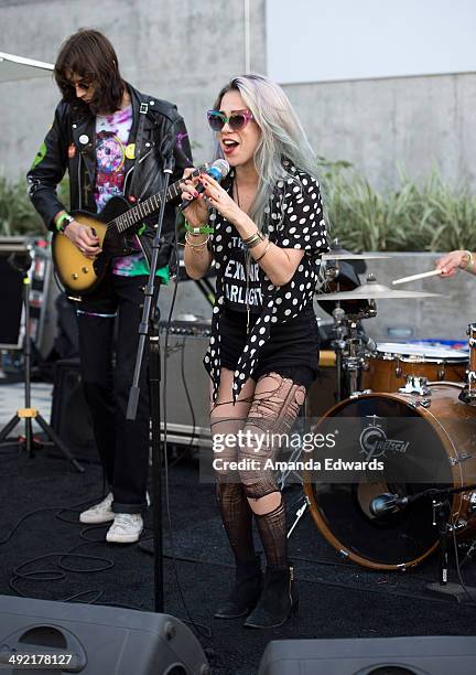 Guitarist Zach James and singer Alexandra Starlight of Alexandra & The Starlight Band perform onstage as part of the Venice Art Walk and Auctions at...