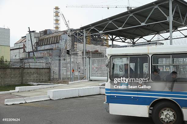 Nukuler Bus Raps 44 Lid Reactor Cover Stock Photos, High-Res Pictures, and Images ...