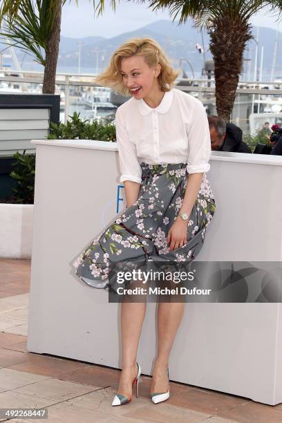 Sarah Gadon attends the "Maps To The Stars" photocall at the 67th Annual Cannes Film Festival on May 19, 2014 in Cannes, France.