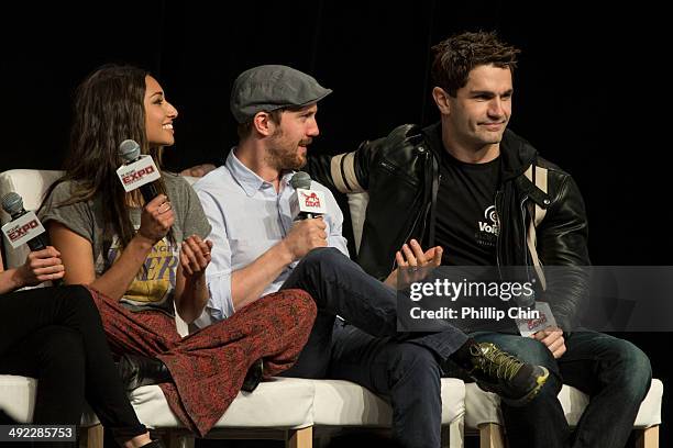 Actors Meaghan Rath, Sam Witwer and Sam Huntington talk about their experiences on their show "Being Human" in the "Spotlight on Being Human" panel...