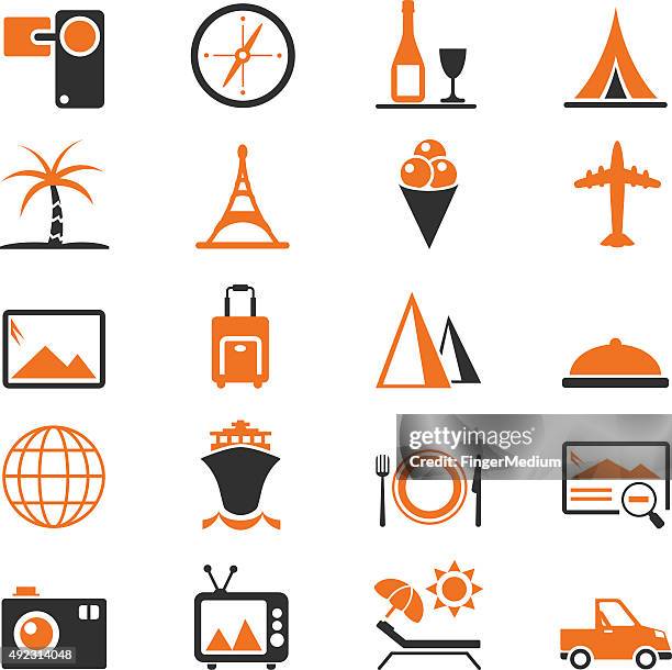 ilustraciones, imágenes clip art, dibujos animados e iconos de stock de conjunto de iconos de viajes y turismo - bolsa de playa