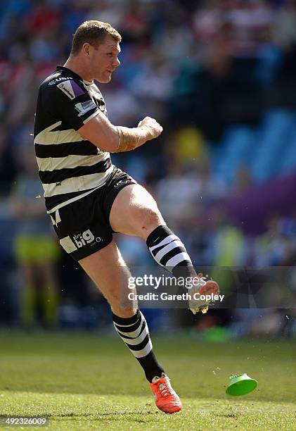 Danny Tickle of Widnes Vikings in action during the Super League match between Widnes Vikings and Salford Red Devils at Etihad Stadium on May 17,...