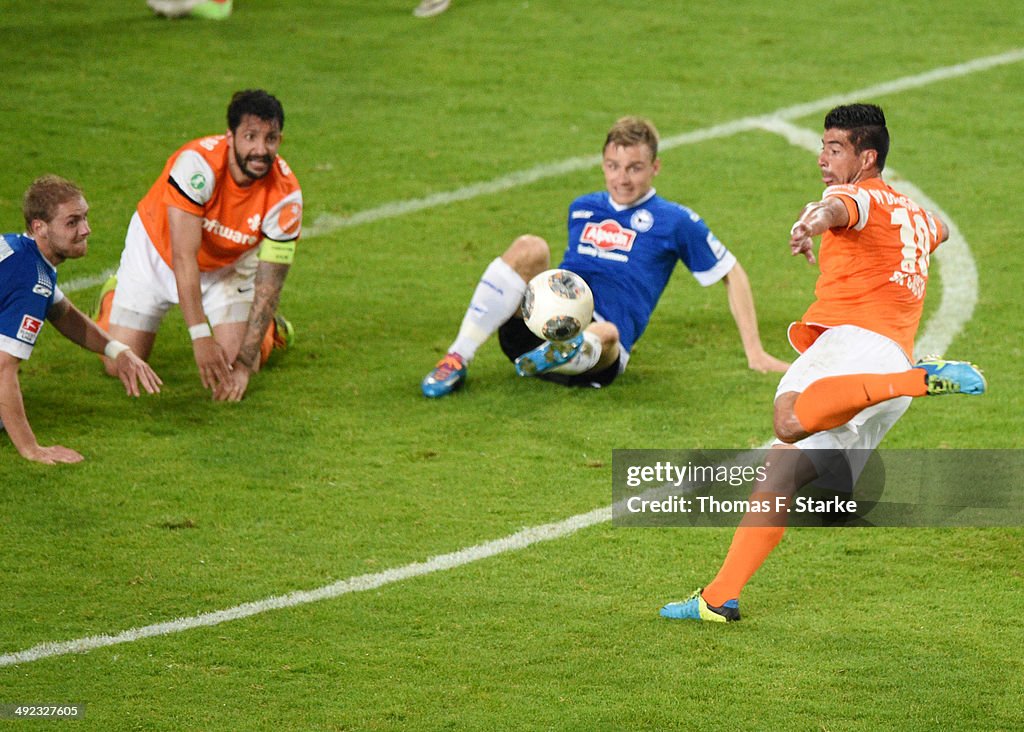 Arminia Bielefeld v Darmstadt 98 - Second Bundesliga Playoff First Leg