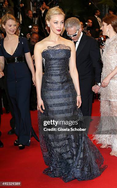 Sarah Gadon attends the "Maps To The Stars" premiere during the 67th Annual Cannes Film Festival on May 19, 2014 in Cannes, France.