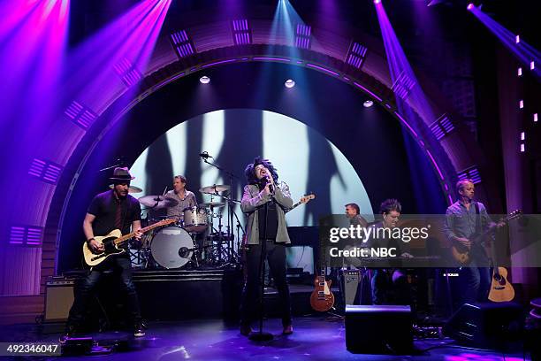 Episode 0048 -- Pictured: Dan Vickrey, Jim Bogios, Adam Duritz, David Immergl?ck and David Bryson of musical guest Counting Crows on May 15, 2014 --