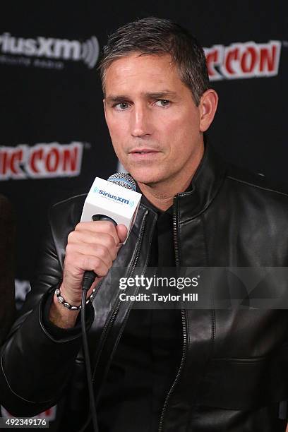 Jim Caviezel visits the SiriusXM Studios during New York Comic-Con at The Jacob K. Javits Convention Center on October 11, 2015 in New York City.