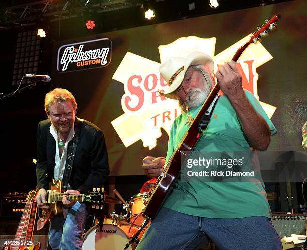 Singer/Songwriter Lee Roy Parnell and Singer/Songwriter Dickey Betts perform during the Gibson Custom Southern Rock tribute 1959 Les Paul guitar...