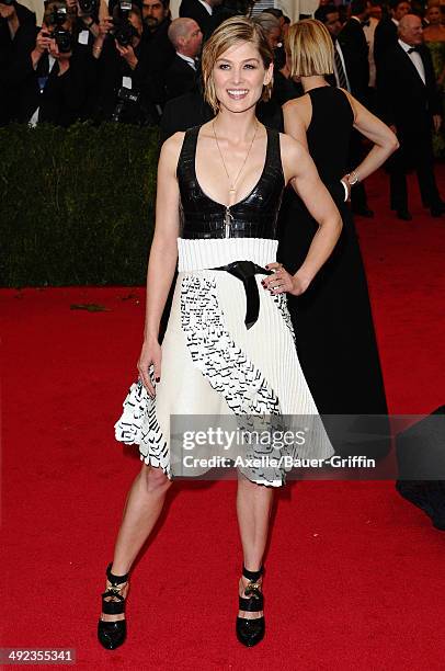 Rosamund Pike attends the 'Charles James: Beyond Fashion' Costume Institute Gala at the Metropolitan Museum of Art on May 5, 2014 in New York City.