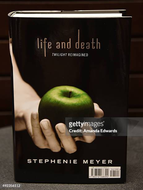 Copy of writer Stephenie Meyer's book "Life and Death : Twilight Reimagined" is displayed at Barnes & Noble at The Grove on October 12, 2015 in Los...