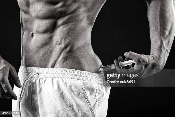 steroid utilisateur - growth hormones photos et images de collection