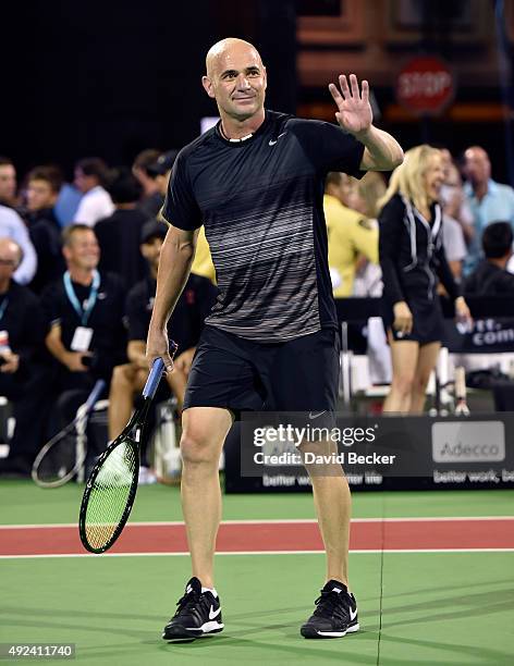 Agassi Smash Racket 133 Mylan World Teamtennis Smash Hits Stock Photos, High-Res Pictures ...