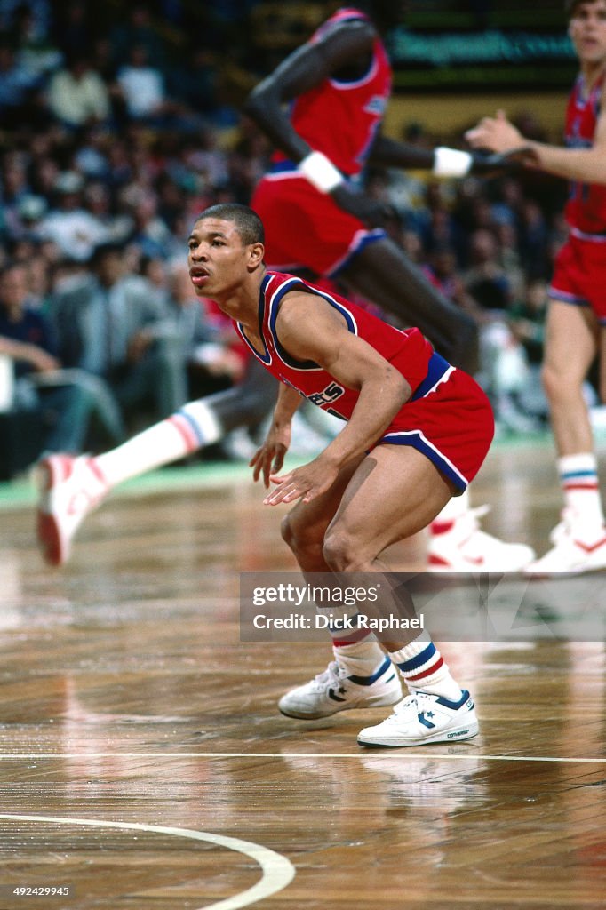 Washington Bullets v Boston Celtics